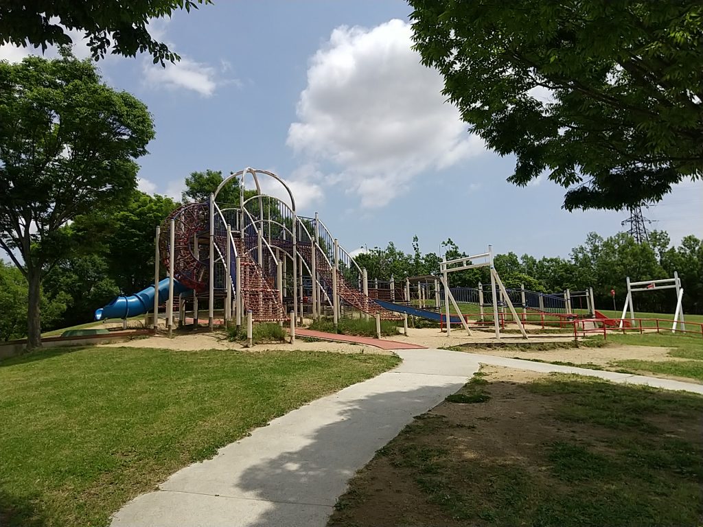 垂水健康公園の大型複合遊具